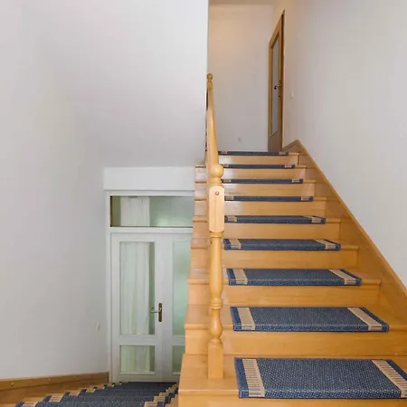 Apartment In Novi Vinodolski 15308