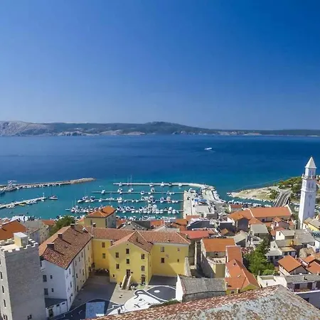 Apartment In Novi Vinodolski 15308 Апартаменты Нови-Винодолски