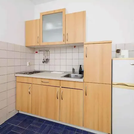 Apartment In Novi Vinodolski 15308 Апартаменты